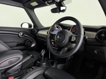 MINI Convertible 1.5 Cooper Exclusive Steptronic Euro 6 (s/s) 2dr