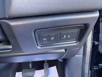 Land Rover Discovery Sport 2.0 D180 MHEV HSE SUV 5dr Diesel Auto 4WD Euro 6 (s/s) (180 ps)