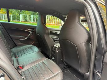 Vauxhall Insignia 2.8T V6 VXR SuperSport Sports Tourer Auto 4WD Euro 5 5dr