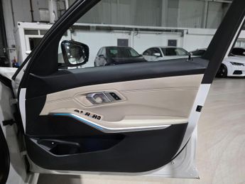 BMW 3 Series 2.0 330e 12kWh M Sport Auto Euro 6 (s/s) 4dr