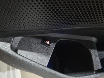 BMW 3 Series 2.0 330e 12kWh M Sport Auto Euro 6 (s/s) 4dr