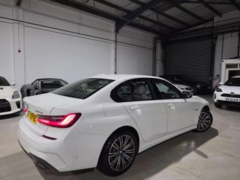BMW 3 Series 2.0 330e 12kWh M Sport Auto Euro 6 (s/s) 4dr