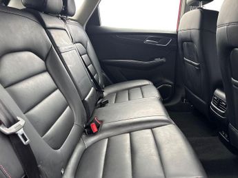 MG MG HS 1.5 T-GDI 16.6kWh SE Auto Euro 6 (s/s) 5dr