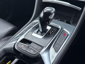 MG MG HS 1.5 T-GDI 16.6kWh SE Auto Euro 6 (s/s) 5dr