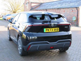 MG MG4 64kWh Trophy Long Range Auto 5dr