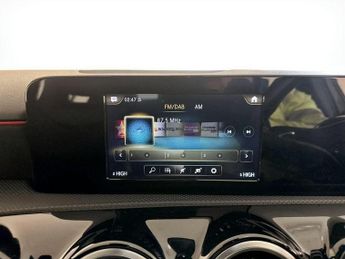 Mercedes-Benz A Class 1.3 A200 AMG Line 7G-DCT Euro 6 (s/s) 5dr