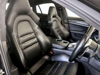 Porsche Panamera 4.0 V8 E-Hybrid 14kWh Turbo S Saloon PDK 4WD Euro 6 (s/s) 5dr