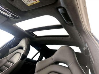 Porsche Panamera 4.0 V8 E-Hybrid 14kWh Turbo S Saloon PDK 4WD Euro 6 (s/s) 5dr