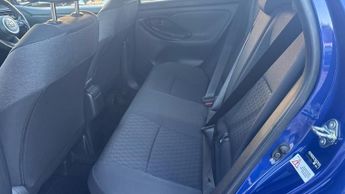 Toyota Yaris 1.5 VVT-h Design E-CVT Euro 6 (s/s) 5dr