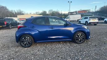 Toyota Yaris 1.5 VVT-h Design E-CVT Euro 6 (s/s) 5dr