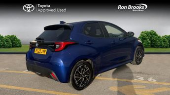 Toyota Yaris 1.5 VVT-h Design E-CVT Euro 6 (s/s) 5dr