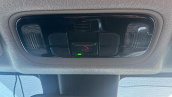 Toyota Yaris 1.5 VVT-h Design E-CVT Euro 6 (s/s) 5dr