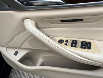 BMW 5 Series 2.0 520d SE Auto xDrive Euro 6 (s/s) 4dr