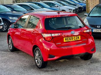 Toyota Yaris 1.5 VVT-h Icon E-CVT Euro 6 (s/s) 5dr