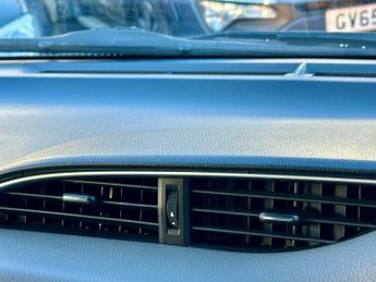 Toyota Yaris 1.5 VVT-h Icon E-CVT Euro 6 (s/s) 5dr