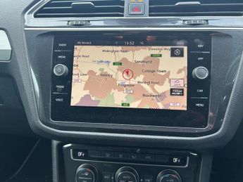 Volkswagen Tiguan 1.4 TSI SE Navigation DSG 4Motion Euro 6 (s/s) 5dr