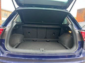 Volkswagen Tiguan 1.4 TSI SE Navigation DSG 4Motion Euro 6 (s/s) 5dr