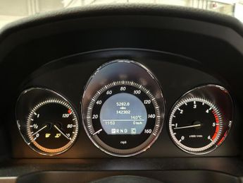 Mercedes-Benz C Class 2.1 C220 CDI BlueEfficiency Elegance Auto Euro 5 4dr