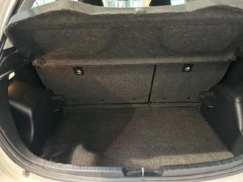 Toyota Yaris 1.5 VVT-h Icon Tech E-CVT Euro 6 (s/s) 5dr