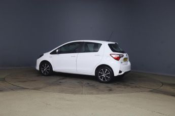 Toyota Yaris 1.5 VVT-h Icon Tech E-CVT Euro 6 (s/s) 5dr