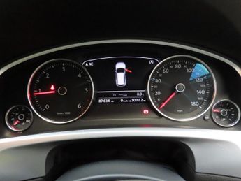 Volkswagen Touareg 3.0 TDI V6 BlueMotion Tech SE Tiptronic 4WD Euro 5 (s/s) 5dr