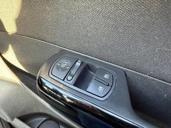 Vauxhall Corsa 1.2i 16v Club 3dr