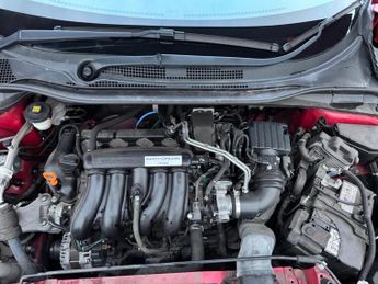 Honda HR-V 1.5 i-VTEC EX CVT Euro 6 (s/s) 5dr