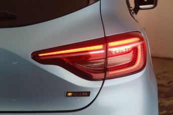 Renault Clio 1.6 E-TECH RS Line Auto Euro 6 (s/s) 5dr