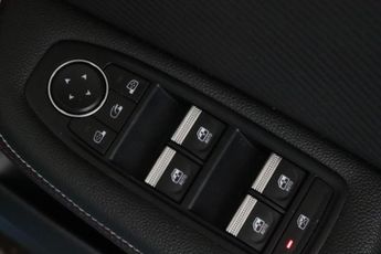 Renault Clio 1.6 E-TECH RS Line Auto Euro 6 (s/s) 5dr