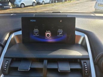 Lexus NX 2.5 300h SE E-CVT 4WD Euro 6 (s/s) 5dr