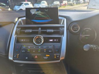 Lexus NX 2.5 300h SE E-CVT 4WD Euro 6 (s/s) 5dr