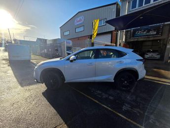 Lexus NX 2.5 300h SE E-CVT 4WD Euro 6 (s/s) 5dr