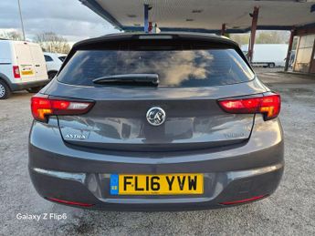 Vauxhall Astra 1.4i Turbo SRi Nav Auto Euro 6 (s/s) 5dr