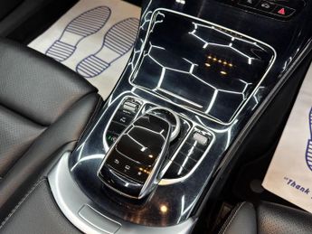 Mercedes-Benz C Class 2.1 C250d AMG Line (Premium Plus) Saloon 4dr Diesel 7G-Tronic+ E