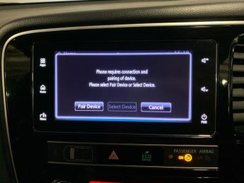 Mitsubishi Outlander 2.4h TwinMotor 13.8kWh 4h CVT 4WD Euro 6 (s/s) 5dr