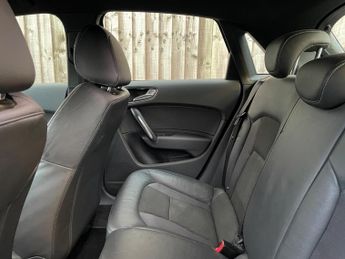 Audi A1 1.4 TFSI S line Sportback S Tronic Euro 5 (s/s) 5dr