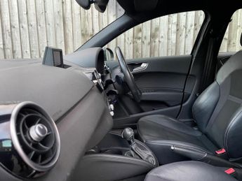 Audi A1 1.4 TFSI S line Sportback S Tronic Euro 5 (s/s) 5dr