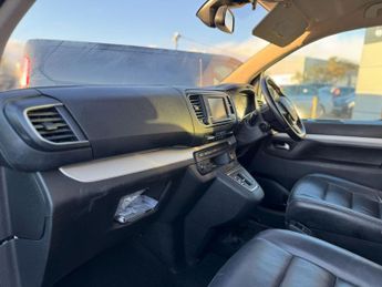 Vauxhall Vivaro Life Electric 50kWh Elite Auto LWB 5dr (8 Seat, 7.4kW Charger)