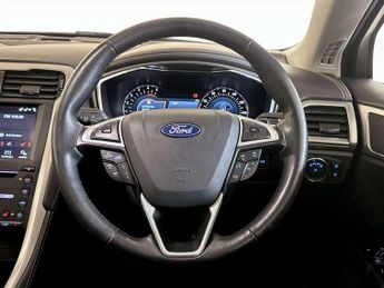 Ford Mondeo 2.0 TDCi Vignale Powershift Euro 6 (s/s) 5dr