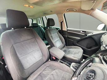 Volkswagen Tiguan 1.4 TSI BlueMotion Tech Moda DSG 2WD Euro 5 (s/s) 5dr