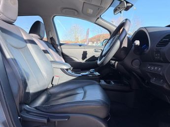 Nissan Leaf 30kWh Tekna Hatchback 5dr Electric Auto (109 bhp)