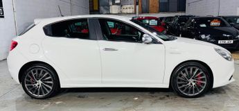 Alfa Romeo Giulietta 2.0 JTDM-2 Sportiva TCT Euro 5 (s/s) 5dr