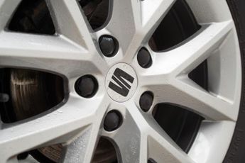 SEAT Leon 1.0 eTSI MHEV SE DSG Euro 6 (s/s) 5dr