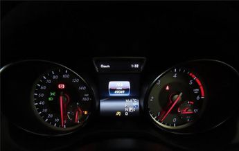 Mercedes-Benz GLA 2.1 GLA220d AMG Line (Premium Plus) 7G-DCT 4MATIC Euro 6 (s/s) 5