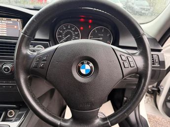 BMW 3 Series 2.0 320d SE Business Edition Steptronic Euro 5 4dr