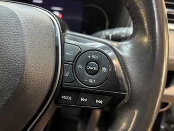 Toyota RAV4 2.5 VVT-h Design CVT Euro 6 (s/s) 5dr