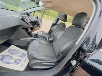 Peugeot 2008 1.6 e-HDi Allure EGC Euro 5 (s/s) 5dr