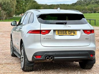Jaguar F-PACE 2.0 D180 R-Sport SUV 5dr Diesel Auto Euro 6 (s/s) (180 ps)