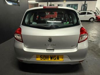 Renault Clio 1.5 dCi Dynamique TomTom Euro 5 5dr
