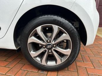 Hyundai i10 1.2 Premium SE Auto Euro 6 5dr